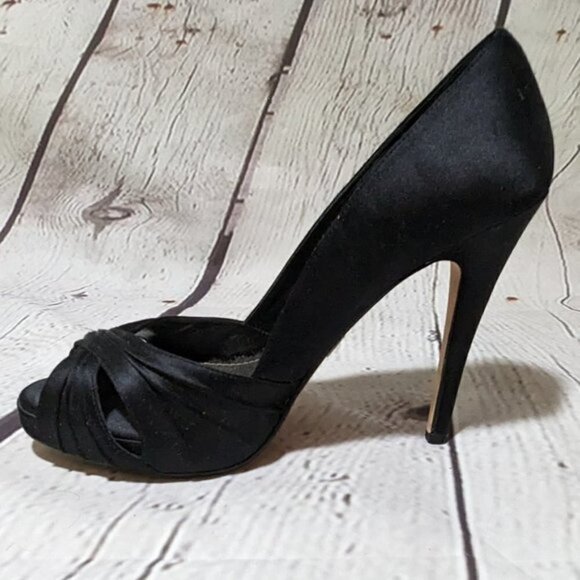 BADGLEY MISCHKA Black Satin Heels Peep Toe Pumps 8.5